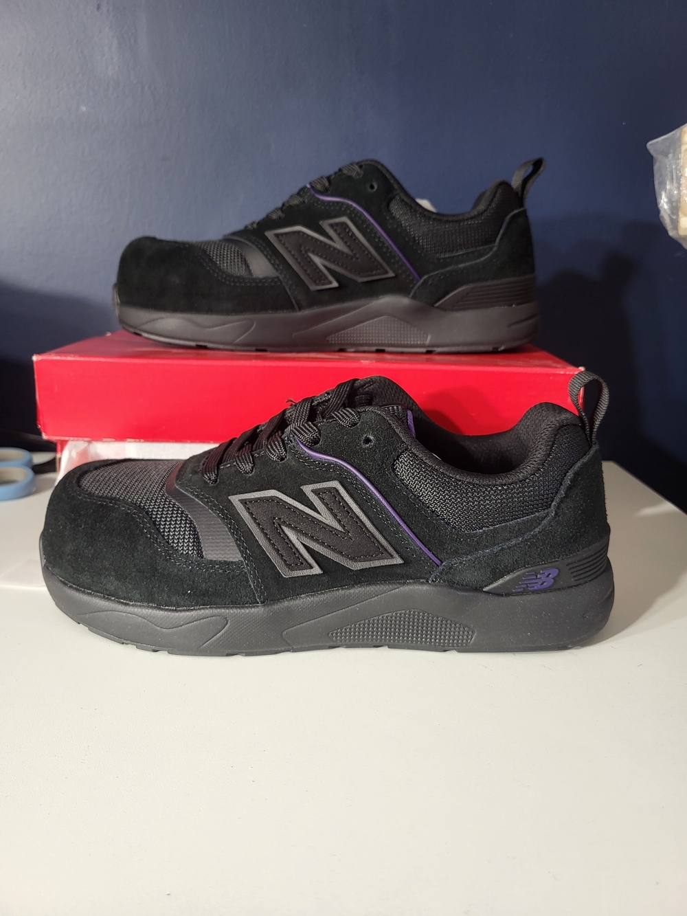 New Balance Womens  Size 7 Wide 7W Elite Lite SD10 work Sneaker Shoes